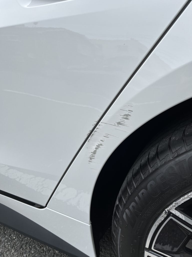 BMW 420i G26 アルミパネル キズへこみ 板金塗装修理