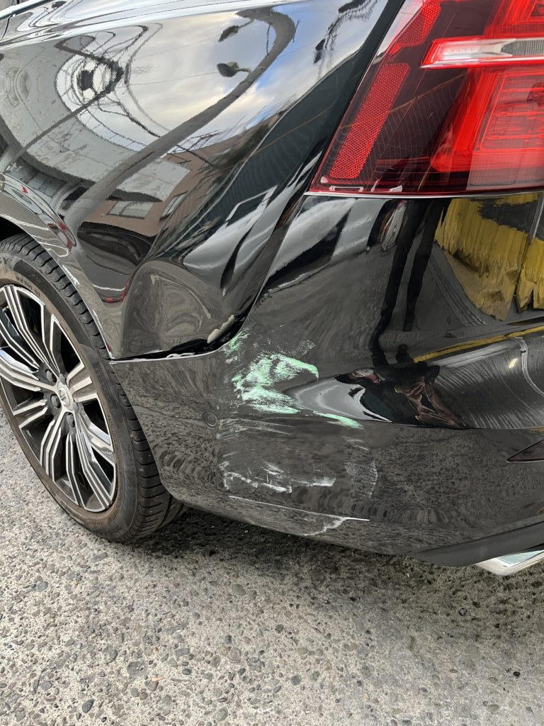 ボルボ V60 キズへこみ 板金塗装修理